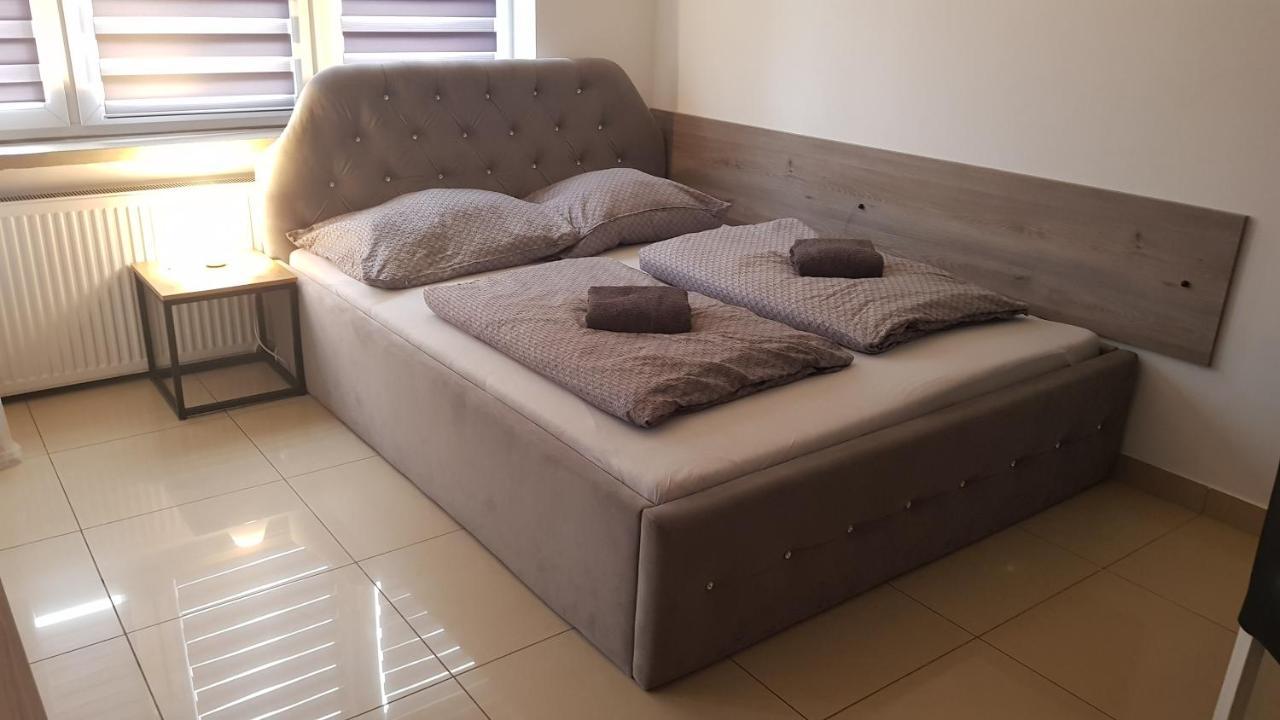 Апартаменты Apartament Rudy 102 Self Check-In 24H Бытом Экстерьер фото